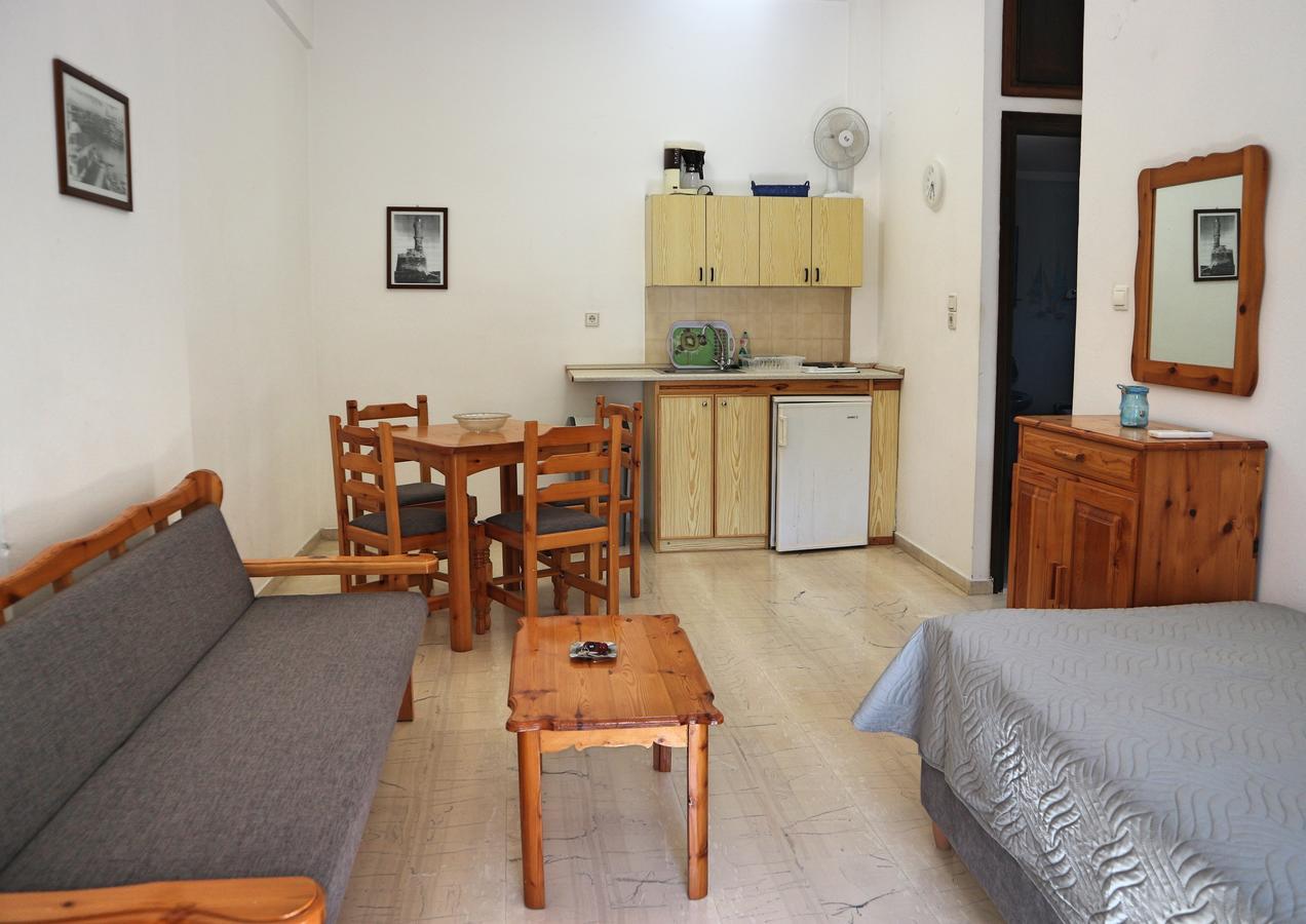 Oliaria Apartments Platanés Eksteriør billede
