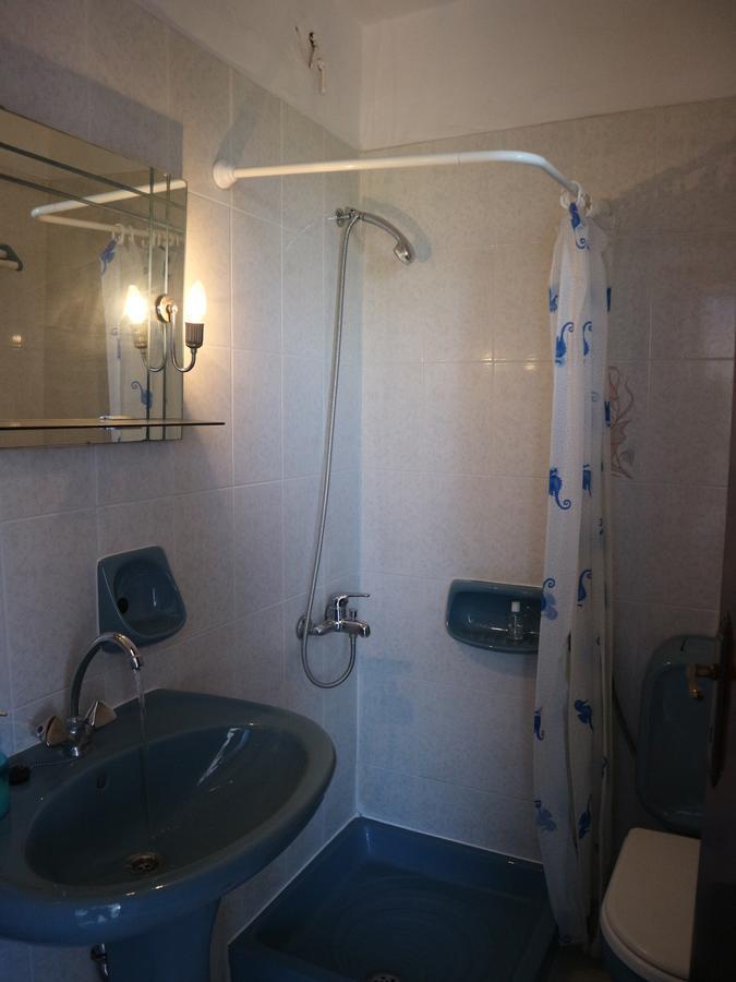 Oliaria Apartments Platanés Eksteriør billede