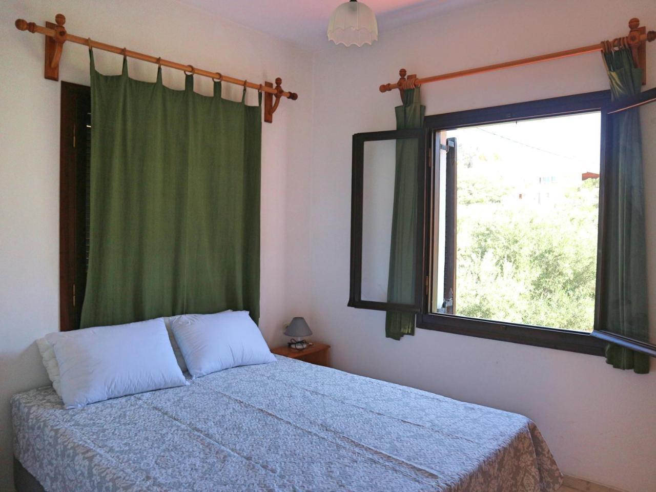 Oliaria Apartments Platanés Eksteriør billede